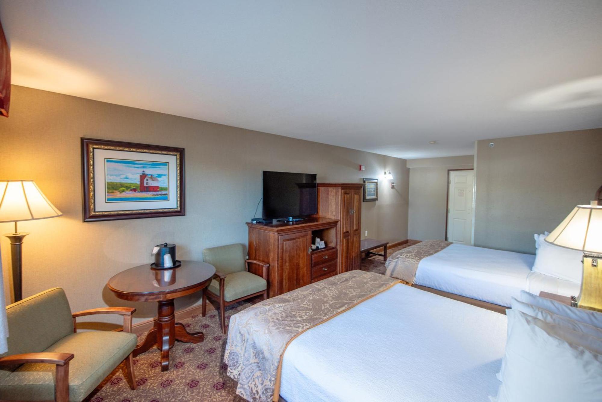 Hamilton Inn Select Beachfront Mackinaw City Exterior foto