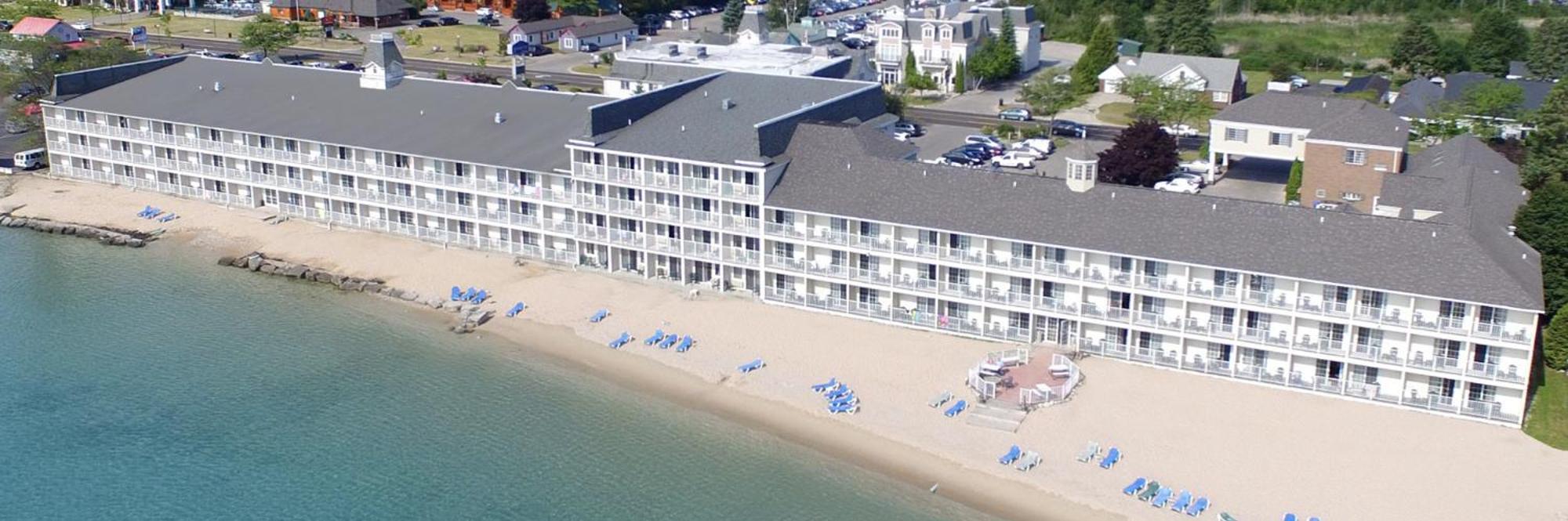 Hamilton Inn Select Beachfront Mackinaw City Exterior foto